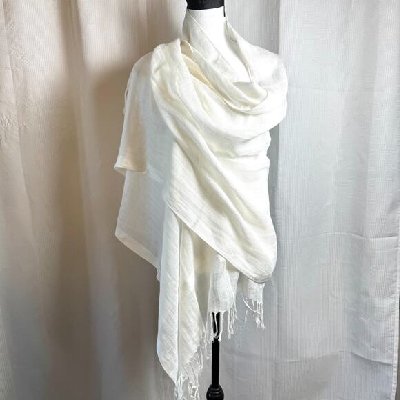 Beautiful Nordstrom Long Linen Blend Ivory Scarf Wrap Fringe 28x80" Boho EUC - Picture 1 of 8